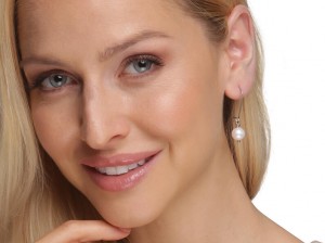 JwL Luxury Pearls Gyönyörű acél fülbevaló valódi gyönggyel JL0614 galéria