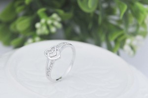 Troli Romantikus gyűrű szívekkel 48 mm galéria