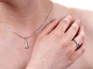 MOISS Ezüst bicolor gyűrű cirkónium kövekkel R00009 51 mm galéria