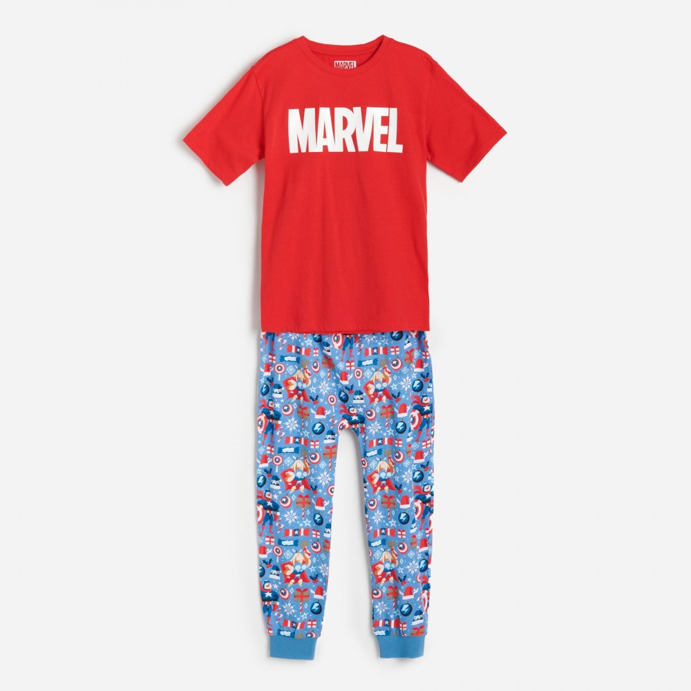 Reserved - Karácsonyi mintás Marvel pizsamaszett - Piros