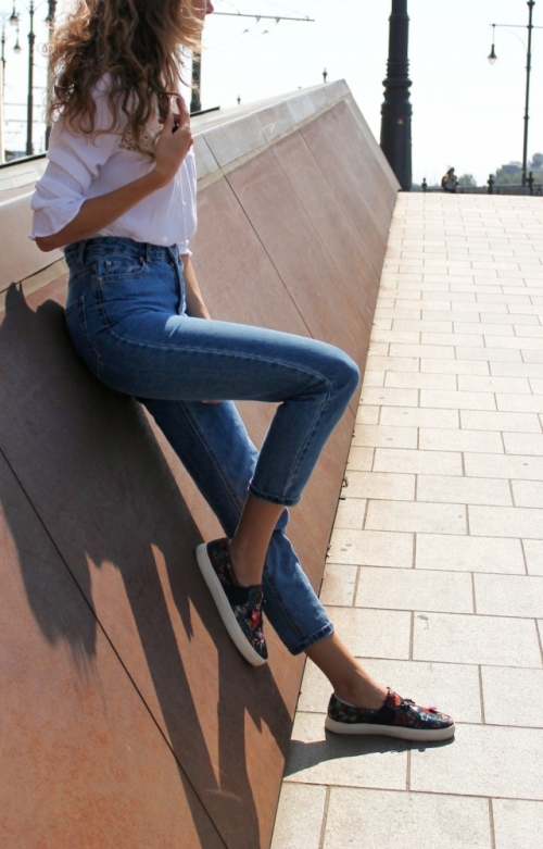 Mintás slip on