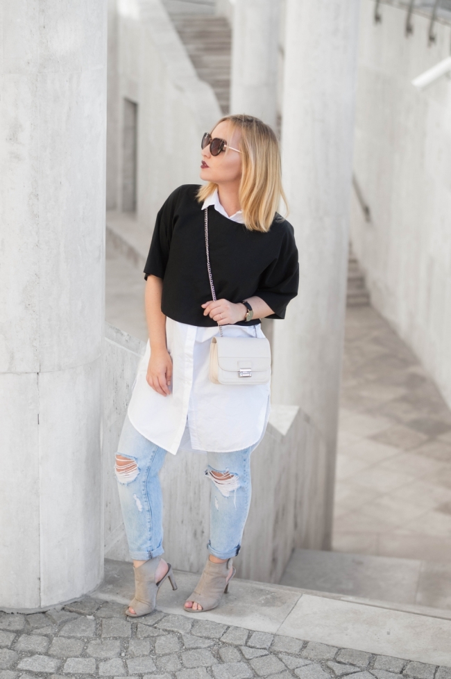 Fekete crop top fehér inggel
