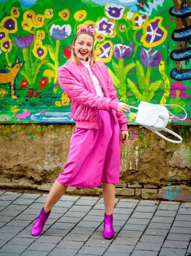 Pink bomberdzseki