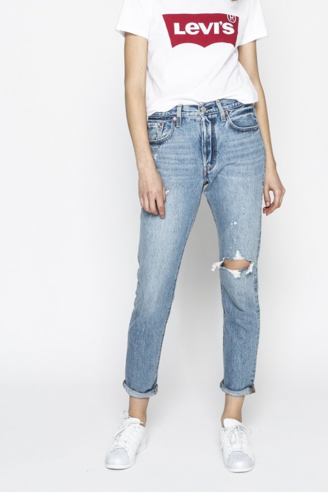 Levi's outfit