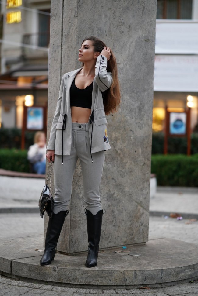 Fekete cowboy csizma