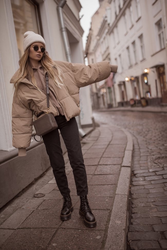 Bézs puffer dzseki